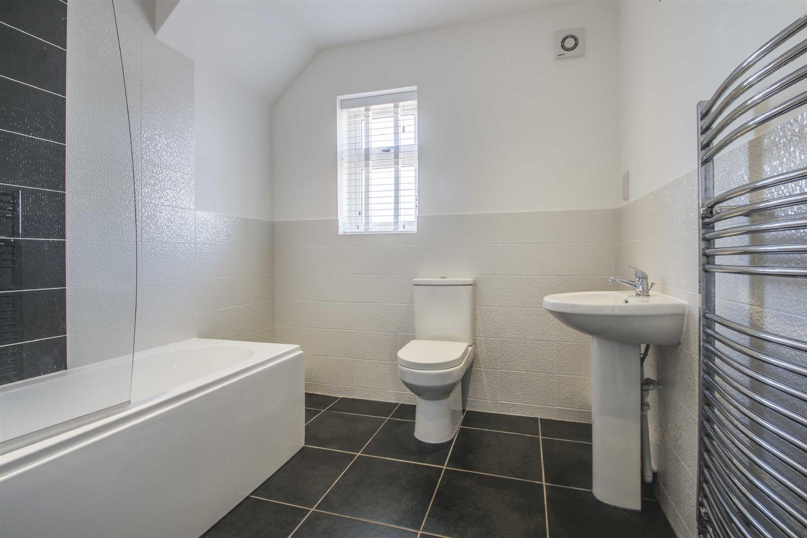 Wreschner Close, Deanshanger, Milton Keynes
